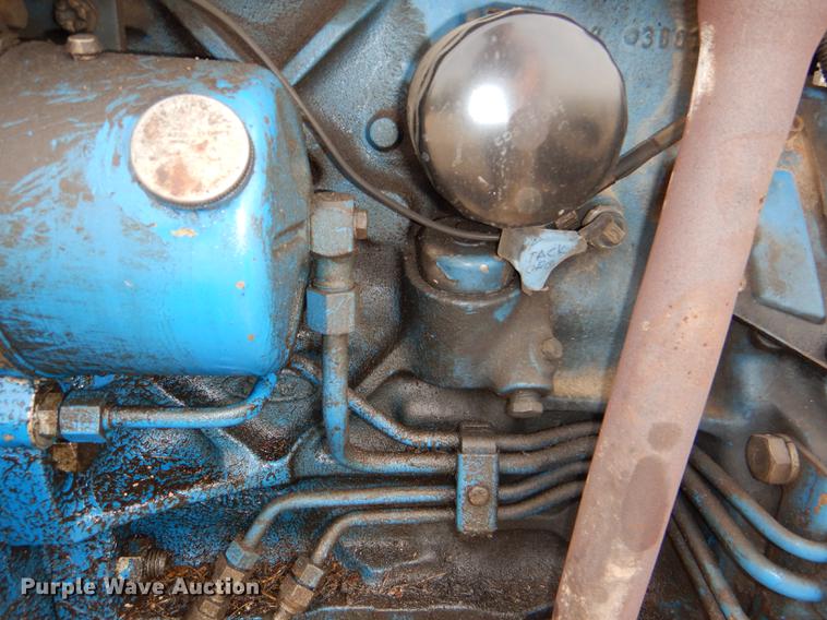 image for item DG0987 1993 Ford 3930 tractor