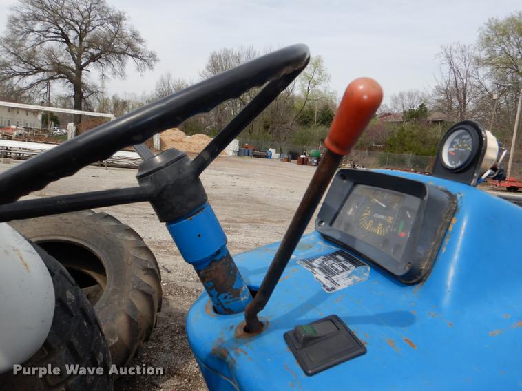 image for item DG0987 1993 Ford 3930 tractor