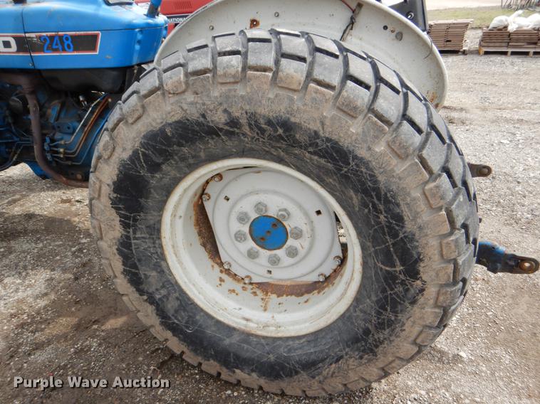 image for item DG0987 1993 Ford 3930 tractor