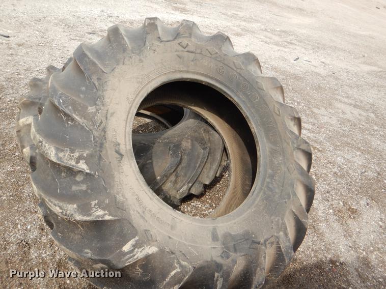 image for item DG0987 1993 Ford 3930 tractor