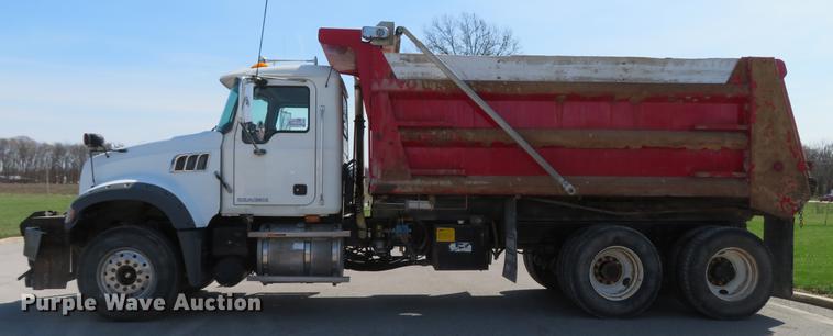 image for item DG3944 2010 Mack GU713 Granite dump truck