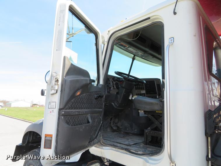 image for item DG3944 2010 Mack GU713 Granite dump truck