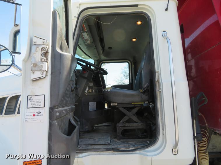 image for item DG3944 2010 Mack GU713 Granite dump truck