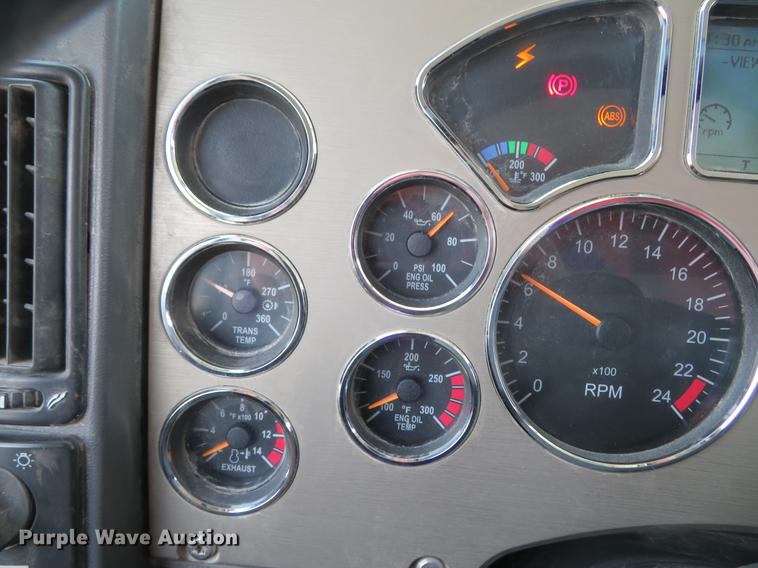 image for item DG3944 2010 Mack GU713 Granite dump truck