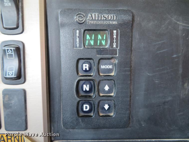 image for item DG3944 2010 Mack GU713 Granite dump truck