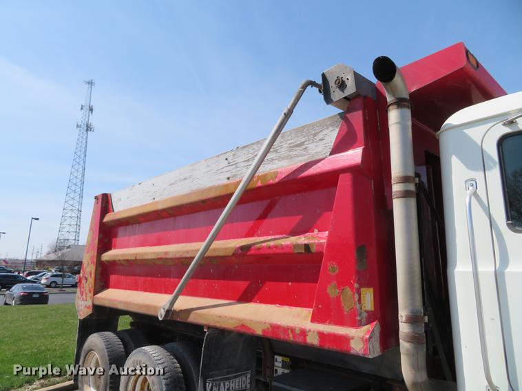 image for item DG3944 2010 Mack GU713 Granite dump truck