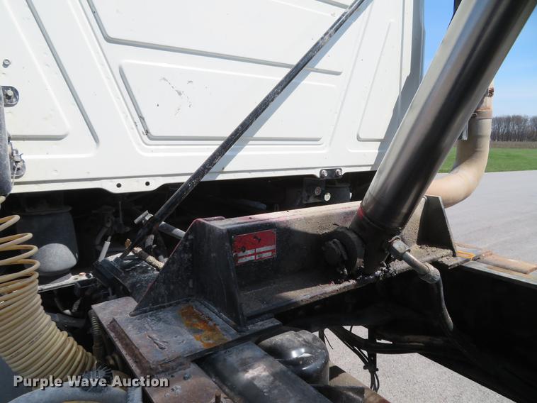 image for item DG3944 2010 Mack GU713 Granite dump truck