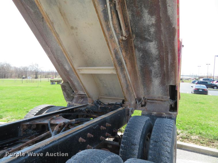 image for item DG3944 2010 Mack GU713 Granite dump truck