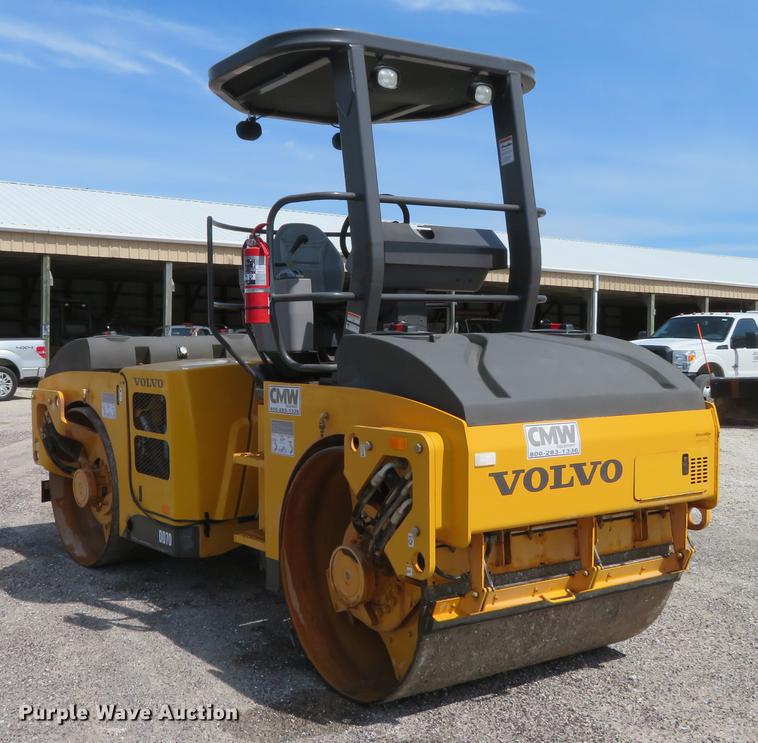 image for item DG3945 2016 Volvo DD70 double drum roller