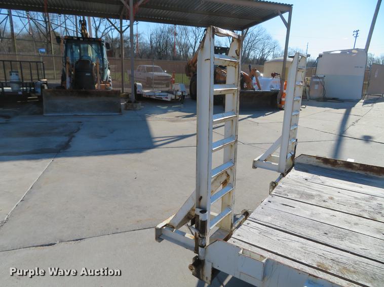 image for item DG3951 1998 Cronkite 2900E utility trailer