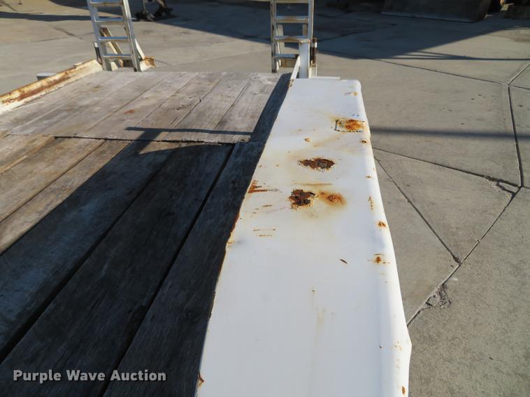 image for item DG3951 1998 Cronkite 2900E utility trailer