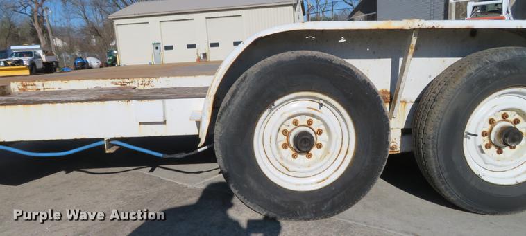 image for item DG3951 1998 Cronkite 2900E utility trailer