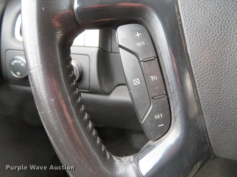 image for item DG3953 2007 Chevrolet Suburban 1500 LS SUV