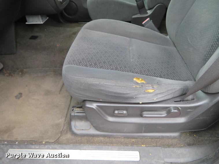 image for item DG3953 2007 Chevrolet Suburban 1500 LS SUV