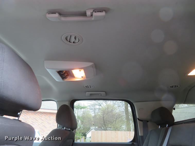 image for item DG3953 2007 Chevrolet Suburban 1500 LS SUV