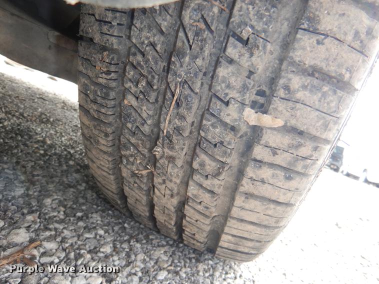 image for item DI9437 2005 Ford Crown Victoria Police Interceptor