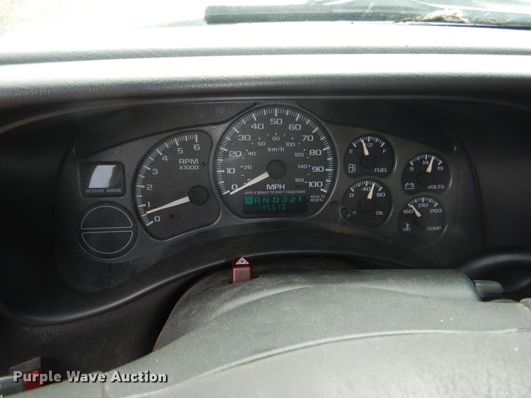 image for item DI9438 2001 Chevrolet Silverado 1500 pickup truck