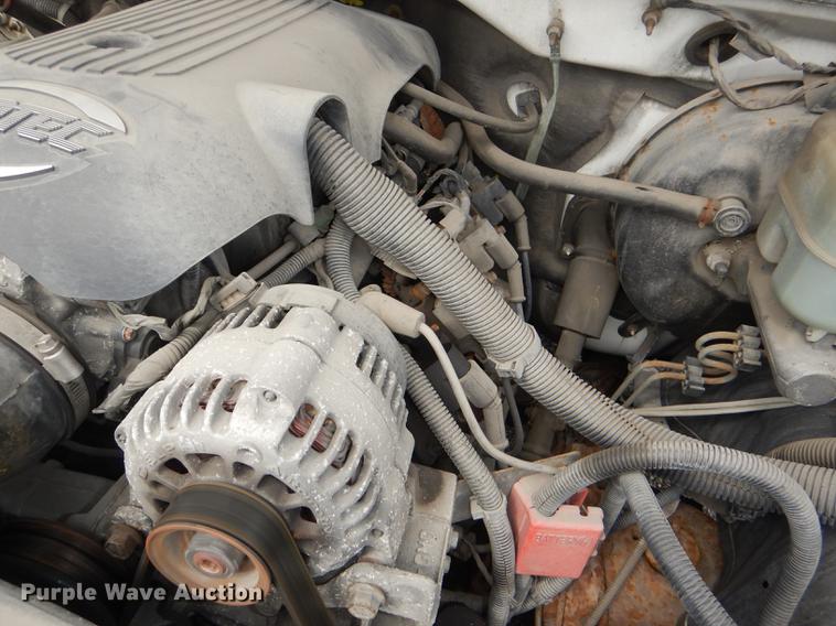 image for item DI9438 2001 Chevrolet Silverado 1500 pickup truck