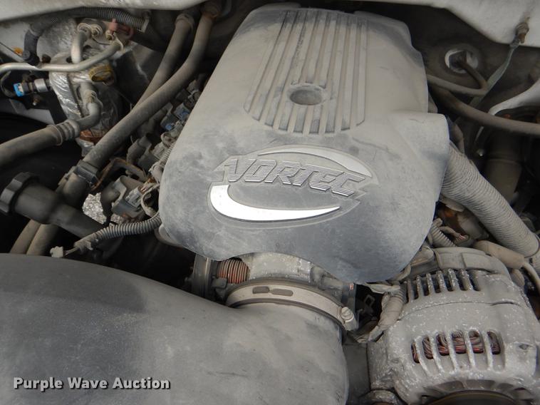 image for item DI9438 2001 Chevrolet Silverado 1500 pickup truck