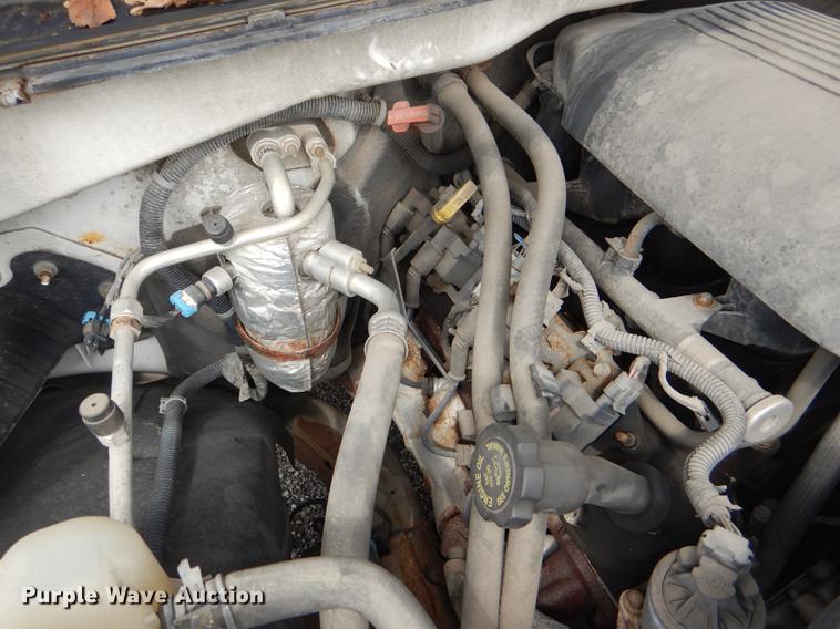 image for item DI9438 2001 Chevrolet Silverado 1500 pickup truck