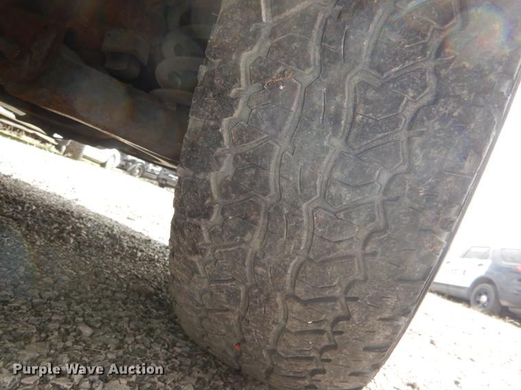 image for item DI9438 2001 Chevrolet Silverado 1500 pickup truck