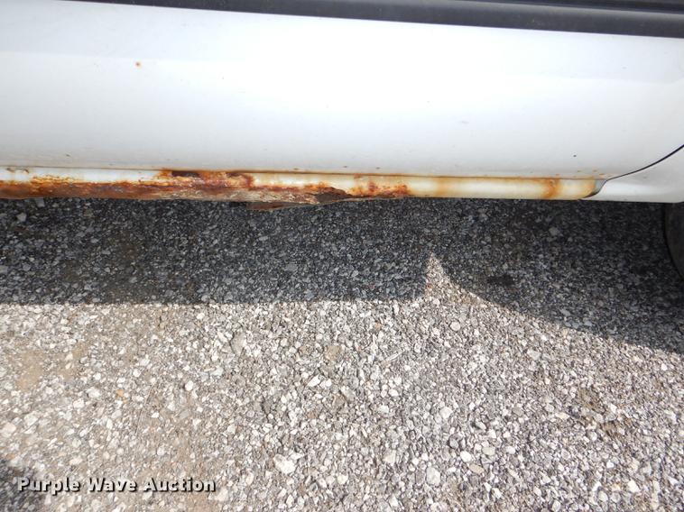 image for item DI9438 2001 Chevrolet Silverado 1500 pickup truck