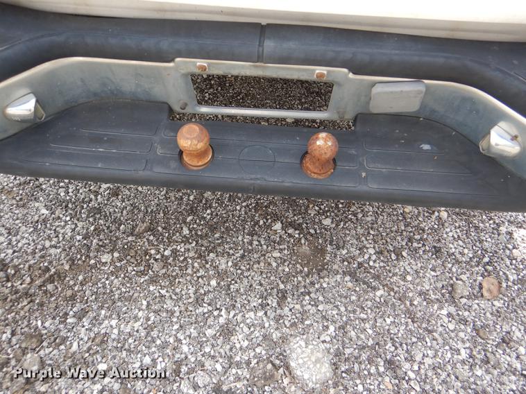 image for item DI9438 2001 Chevrolet Silverado 1500 pickup truck