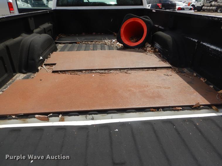 image for item DI9438 2001 Chevrolet Silverado 1500 pickup truck