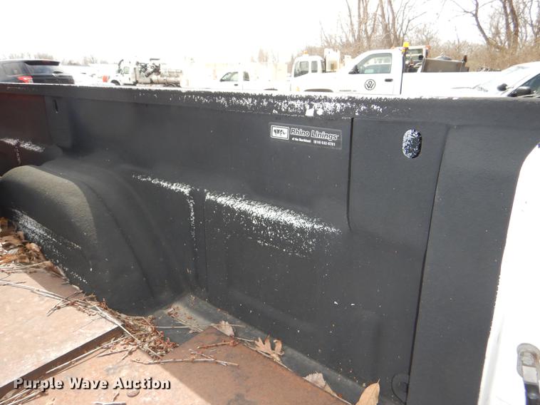 image for item DI9438 2001 Chevrolet Silverado 1500 pickup truck