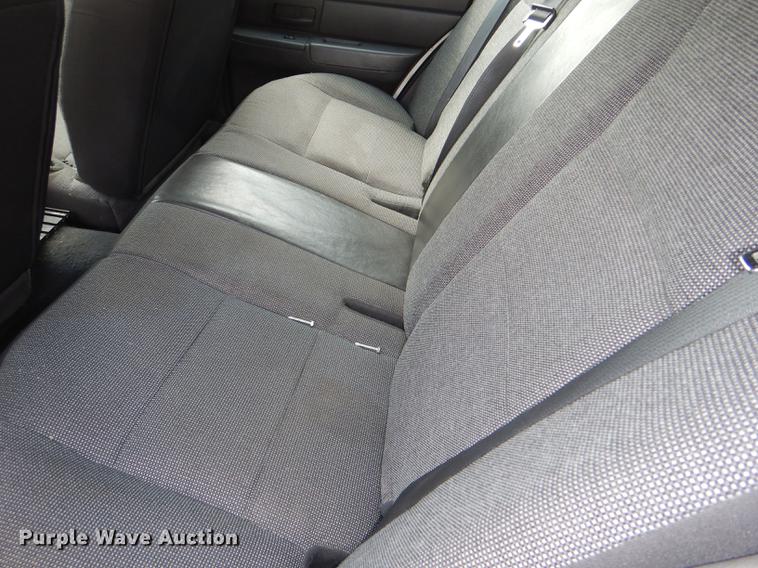 image for item DI9439 2005 Ford Crown Victoria Police Interceptor