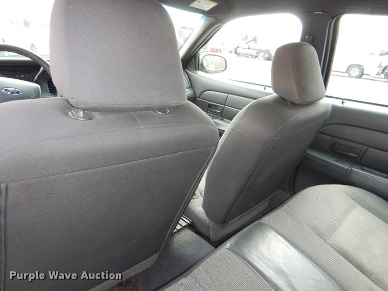 image for item DI9439 2005 Ford Crown Victoria Police Interceptor