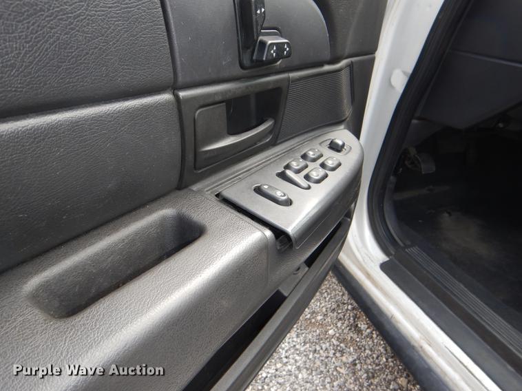 image for item DI9439 2005 Ford Crown Victoria Police Interceptor