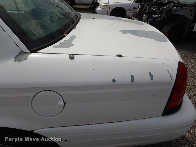 image for item DI9439 2005 Ford Crown Victoria Police Interceptor