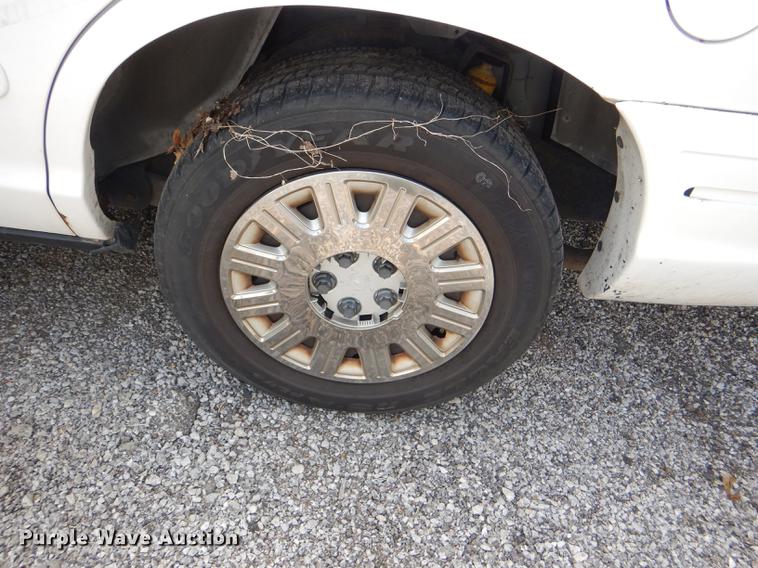 image for item DI9439 2005 Ford Crown Victoria Police Interceptor