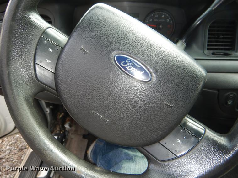 image for item DI9440 2008 Ford Crown Victoria Police Interceptor