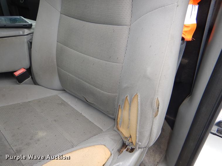 image for item DI9443 2005 Ford F250 Super Duty XL pickup truck