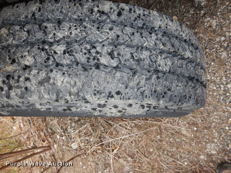 image for item DI9443 2005 Ford F250 Super Duty XL pickup truck