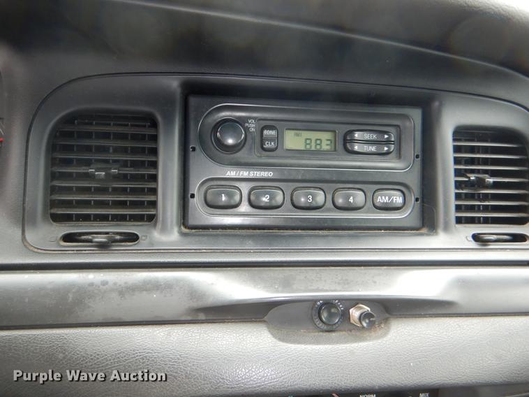 image for item DI9444 2003 Ford Crown Victoria Police Interceptor