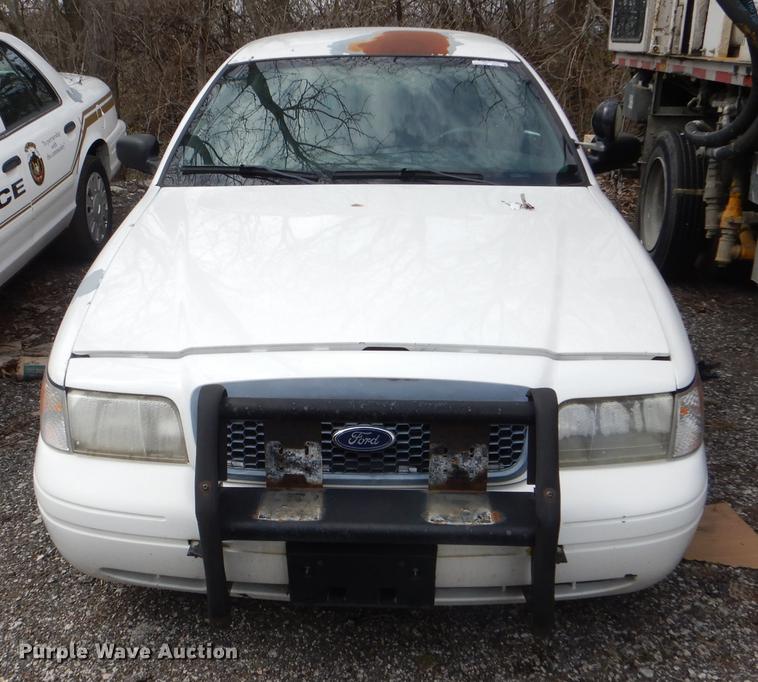 image for item DI9447 2008 Ford Crown Victoria Police Interceptor