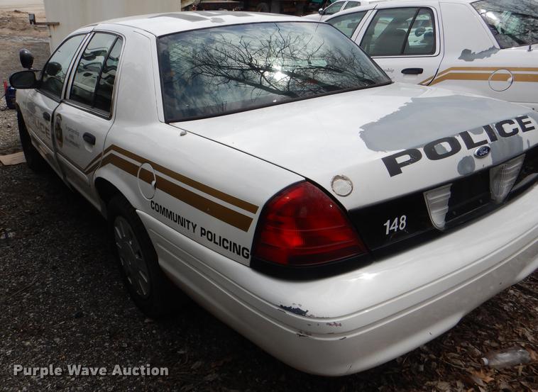 image for item DI9447 2008 Ford Crown Victoria Police Interceptor