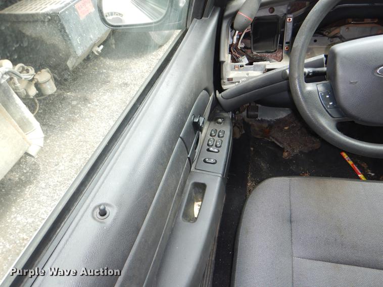 image for item DI9447 2008 Ford Crown Victoria Police Interceptor