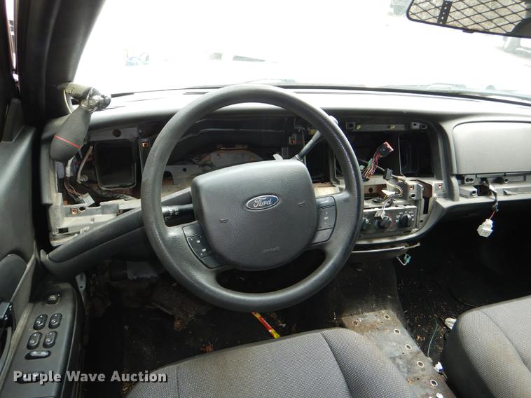 image for item DI9447 2008 Ford Crown Victoria Police Interceptor