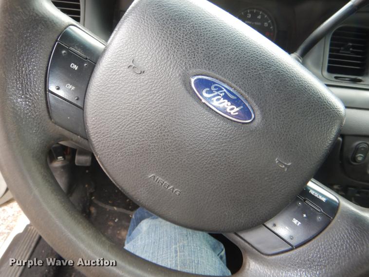 image for item DI9448 2008 Ford Crown Victoria Police Interceptor