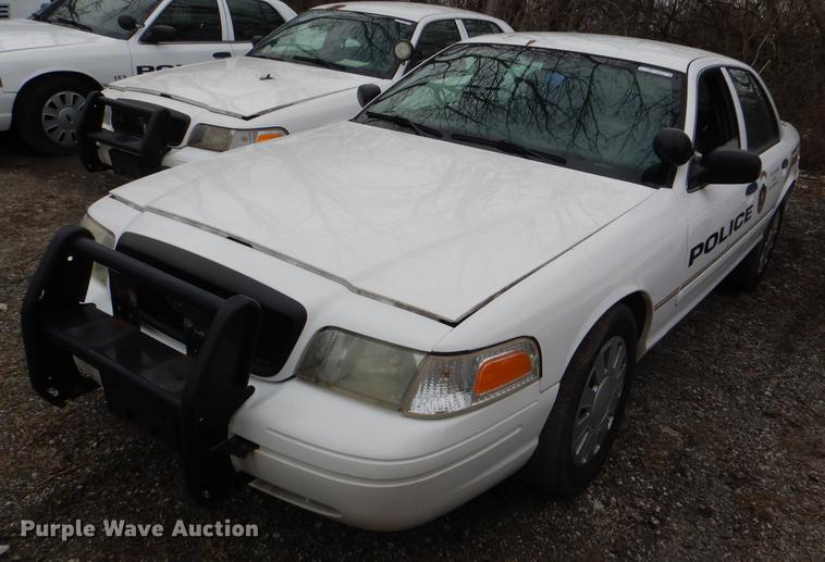image for item DI9449 2008 Ford Crown Victoria Police Interceptor