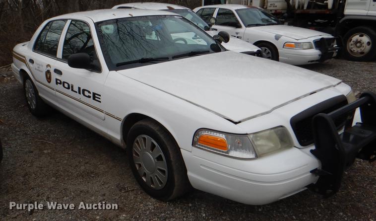 image for item DI9449 2008 Ford Crown Victoria Police Interceptor