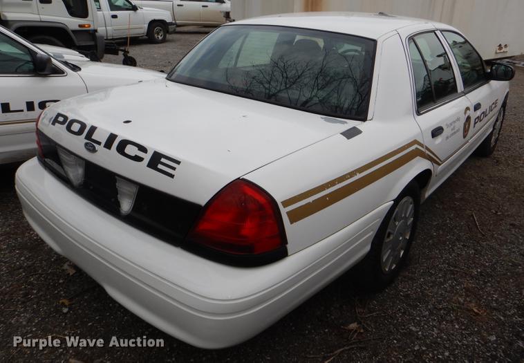 image for item DI9449 2008 Ford Crown Victoria Police Interceptor