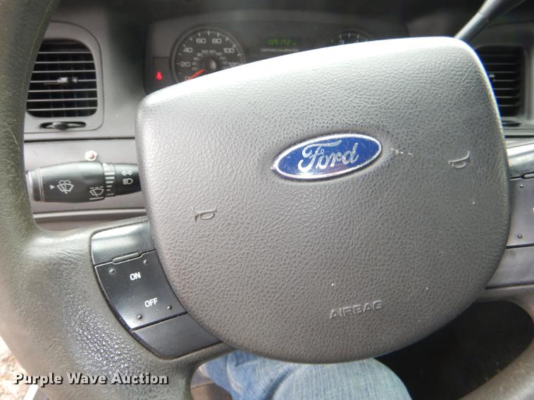 image for item DI9449 2008 Ford Crown Victoria Police Interceptor