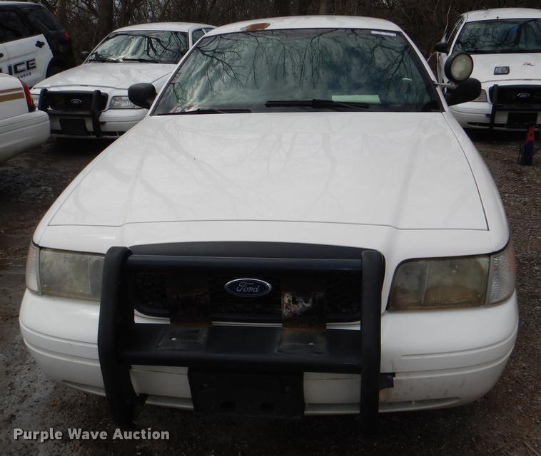 image for item DI9450 2008 Ford Crown Victoria Police Interceptor