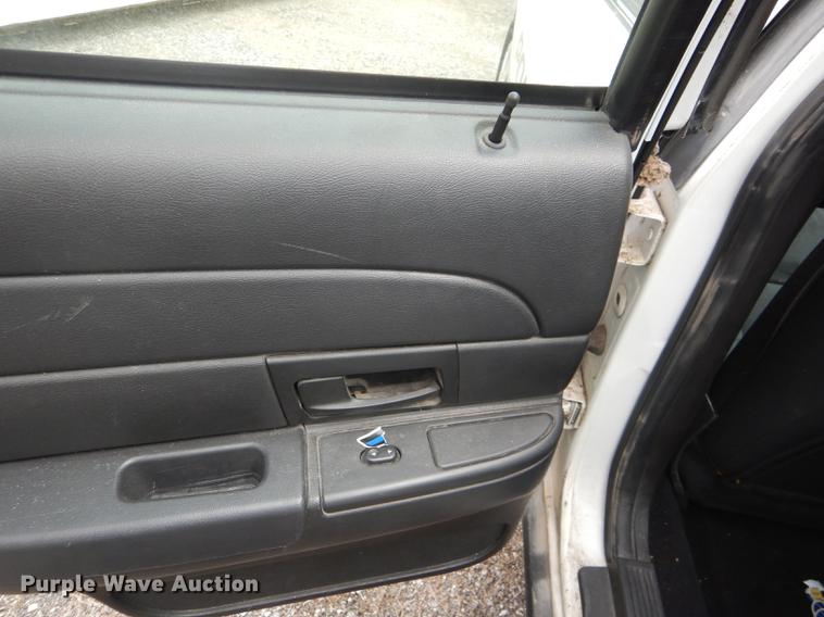 image for item DI9450 2008 Ford Crown Victoria Police Interceptor