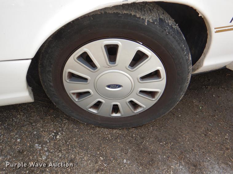 image for item DI9451 2008 Ford Crown Victoria Police Interceptor